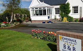 Gwennaul B & B